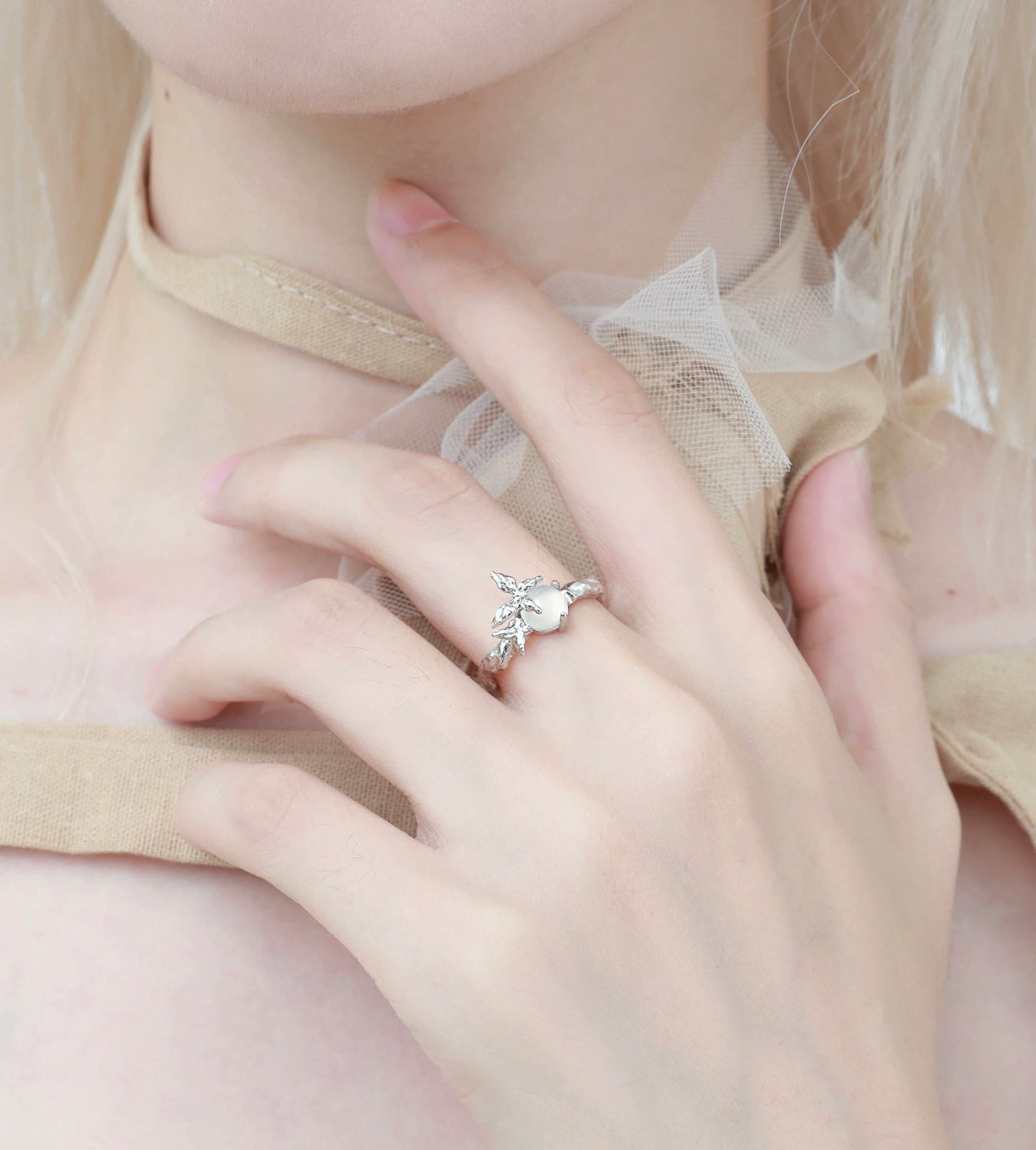 925 SILVER - Butterfly Moonstone Ring