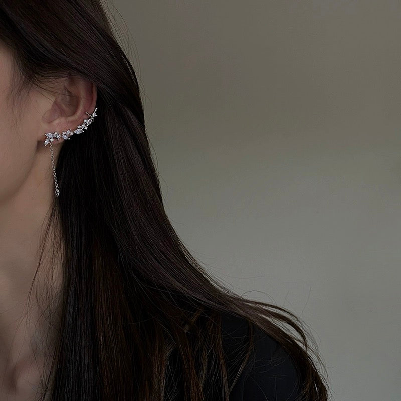 925 SILVER - Sparkle Half Moon Helix Earring